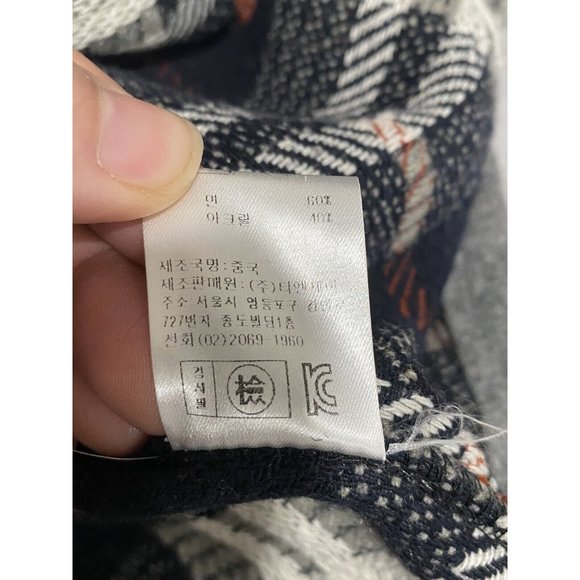 L.o.v.e Women’s Tartan Plaid Cardigan Gray Blue Sweater Size Small - Picture 9 of 10